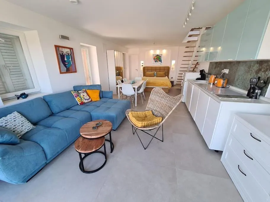 Mermaid Apartment Airbn Preko