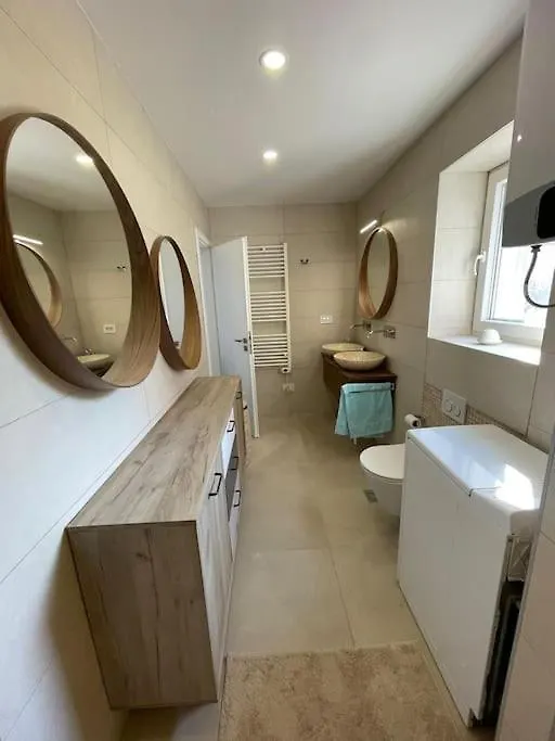 Mermaid Apartment Airbn بريكو